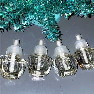(4) Air Wick Fresh Waters Scented Oil Refills